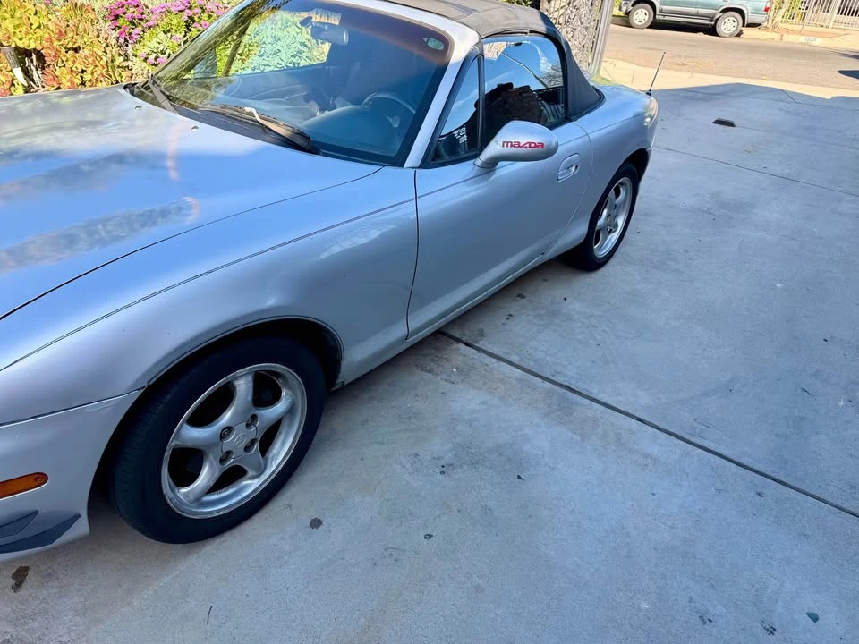 2001 Mazda NB MX-5 Miata - Image 6 of 12