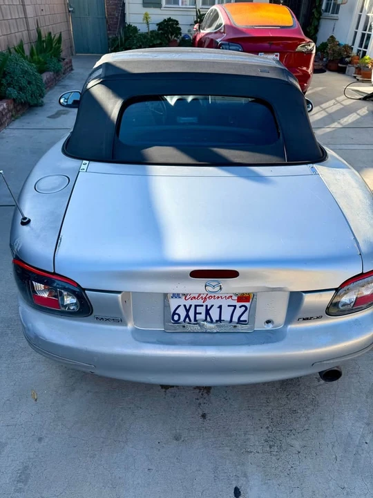 2001 Mazda NB MX-5 Miata - Image 3 of 12
