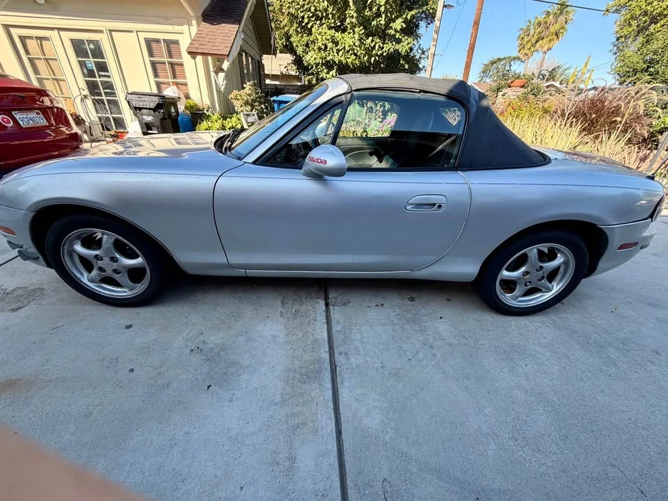 2001 Mazda NB MX-5 Miata - Image 7 of 12