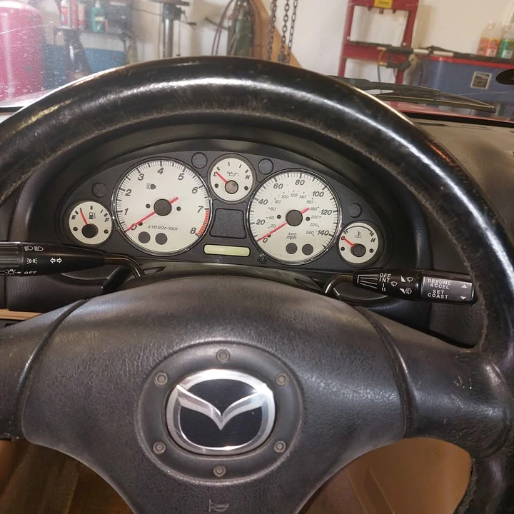 2001 Mazda NB MX-5 Miata - Image 3 of 5