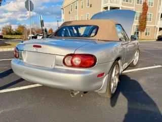 2001 Mazda NB MX-5 Miata - Image 4 of 17