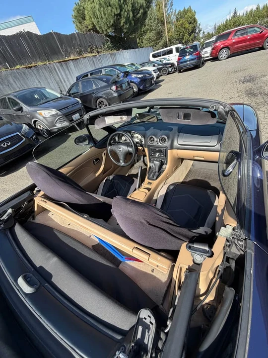 2001 Mazda NB MX-5 Miata - Image 6 of 12