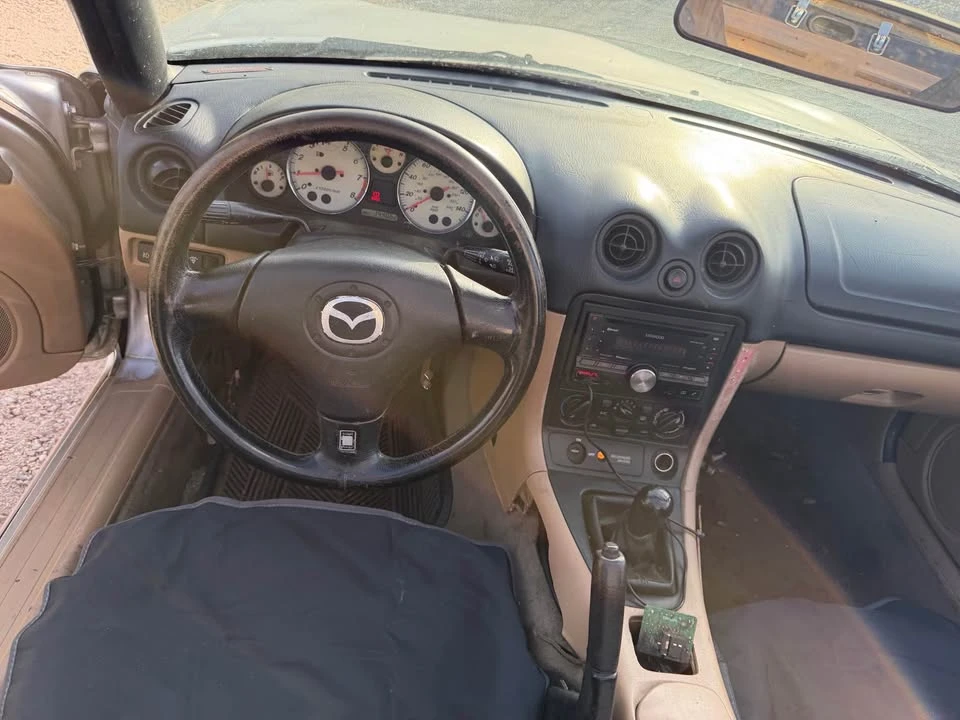 2001 Mazda NB MX-5 Miata - Image 19 of 20
