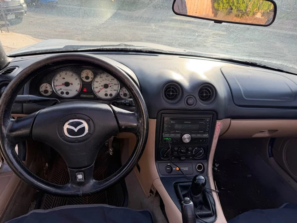 2001 Mazda NB MX-5 Miata - Image 18 of 20