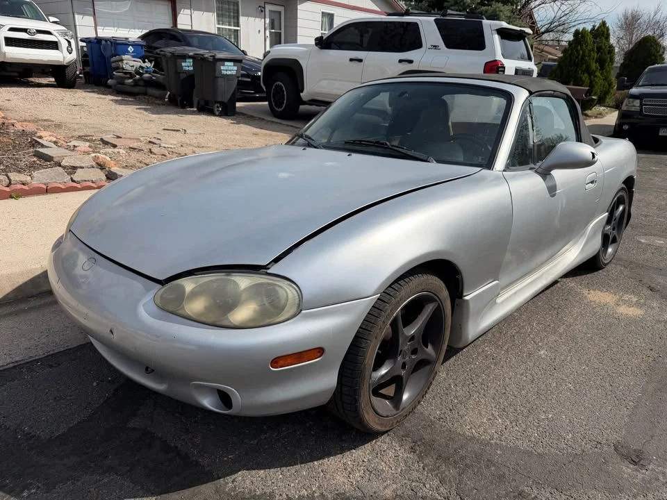 2001 Mazda NB MX-5 Miata - Image 5 of 20
