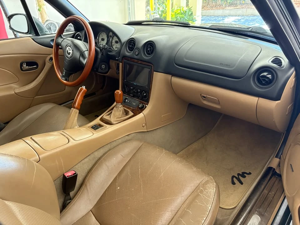 2001 Mazda NB MX-5 Miata - Image 4 of 5