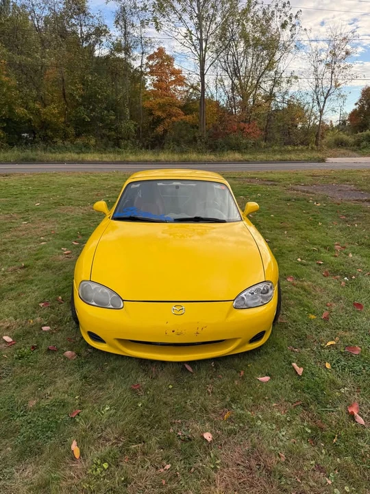 2001 Mazda NB MX-5 Miata - Image 9 of 20