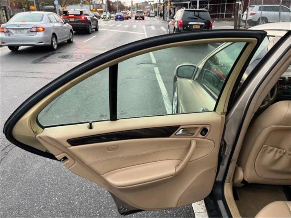 2001 Mercedes-Benz W203 C-Class - Image 20 of 29