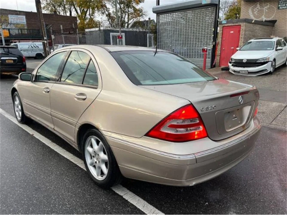 2001 Mercedes-Benz W203 C-Class - Image 26 of 29