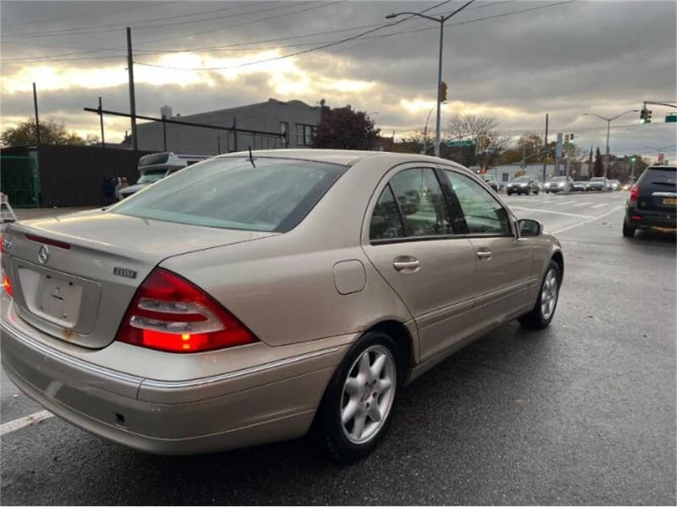 2001 Mercedes-Benz W203 C-Class - Image 29 of 29