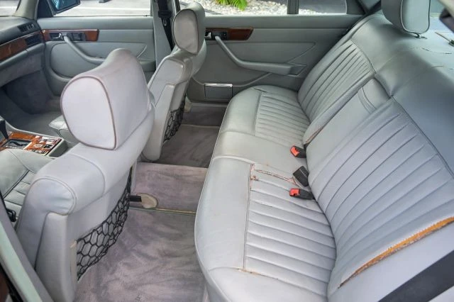 2001 Mercedes-Benz W220 S-Class - Image 14 of 25