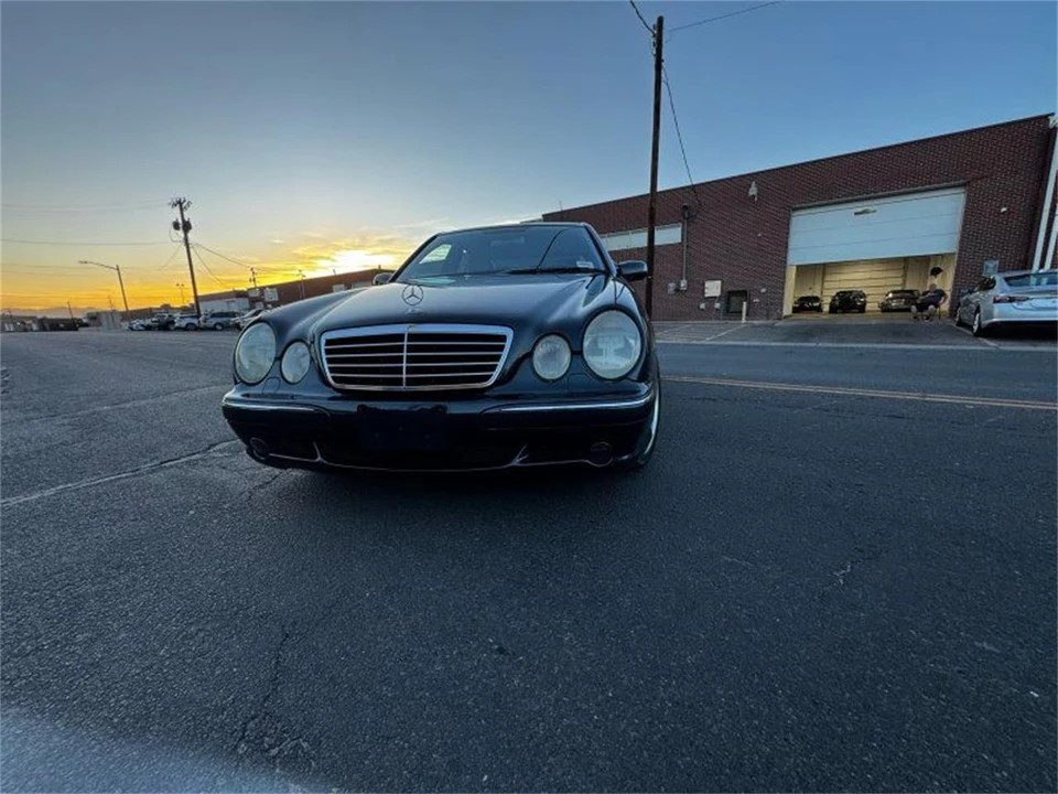2001 Mercedes-Benz - Image 2 of 31