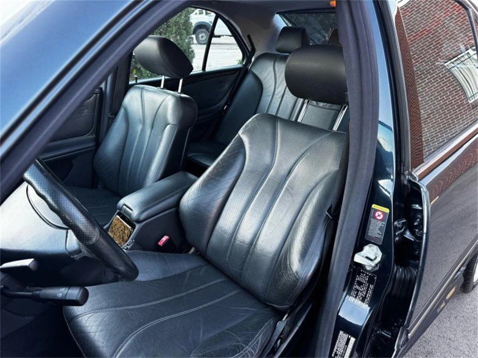 2001 Mercedes-Benz - Image 20 of 31