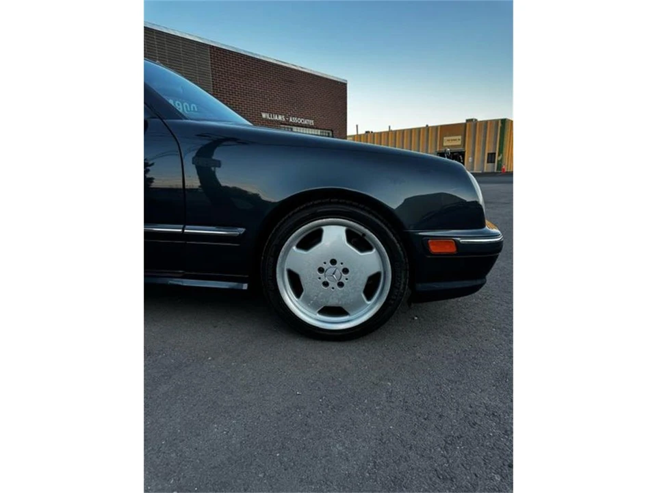 2001 Mercedes-Benz - Image 30 of 31