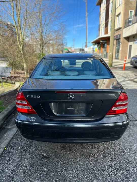 2001 Mercedes-Benz W203 C-Class - Image 3 of 11