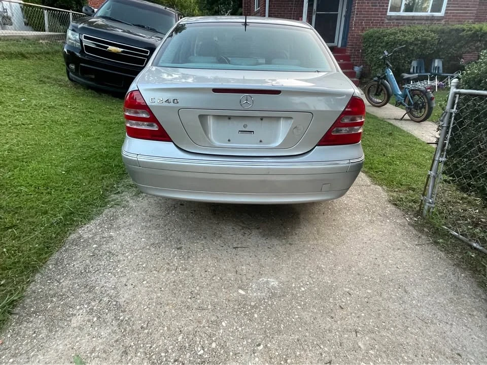 2001 Mercedes-Benz W203 C-Class - Image 2 of 8