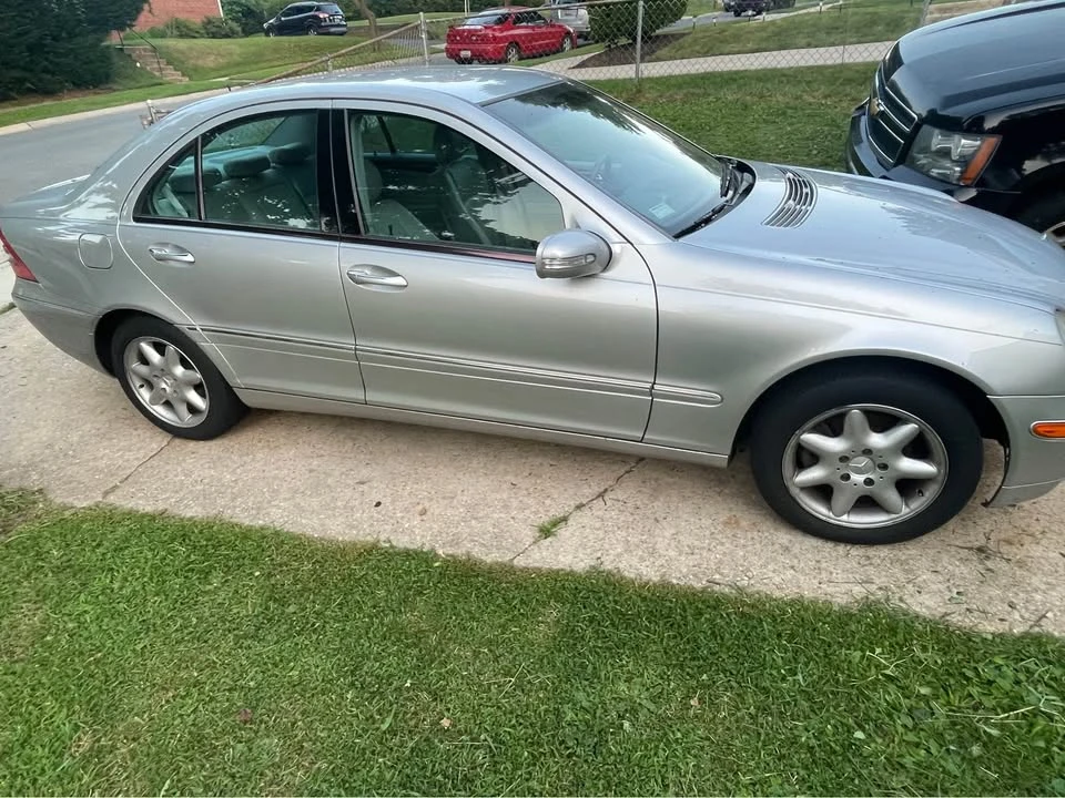 2001 Mercedes-Benz W203 C-Class - Image 4 of 8