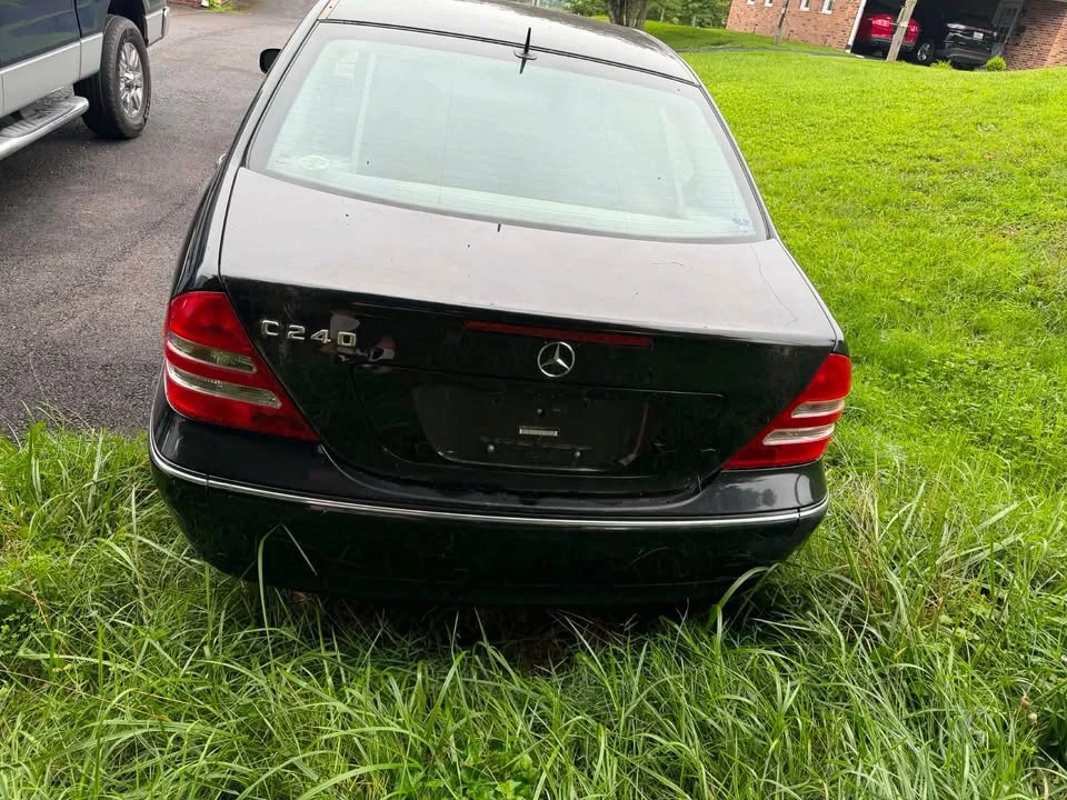 2001 Mercedes-Benz W203 C-Class - Image 2 of 5