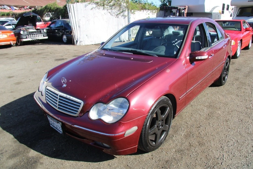 2001 Mercedes-Benz W203 C-Class - Image 2 of 21