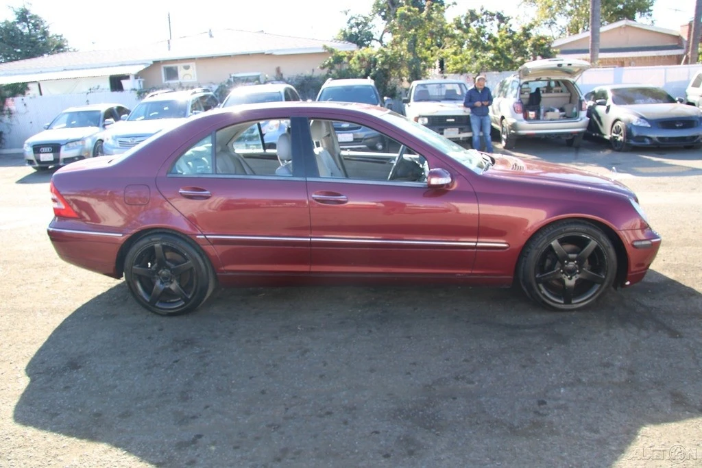 2001 Mercedes-Benz W203 C-Class - Image 7 of 21