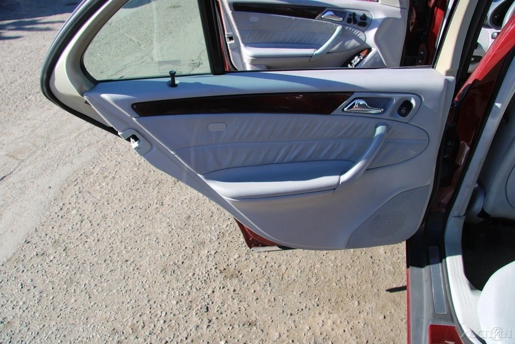 2001 Mercedes-Benz W203 C-Class - Image 20 of 21