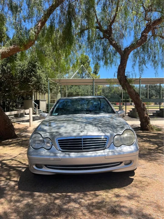 2001 Mercedes-Benz W203 C-Class - Image 2 of 16
