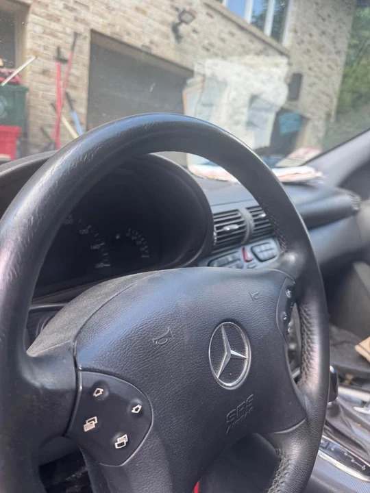 2001 Mercedes-Benz W203 C-Class - Image 9 of 9
