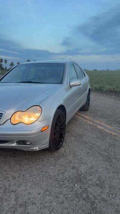2001 Mercedes-Benz W203 C-Class - Image 2 of 7