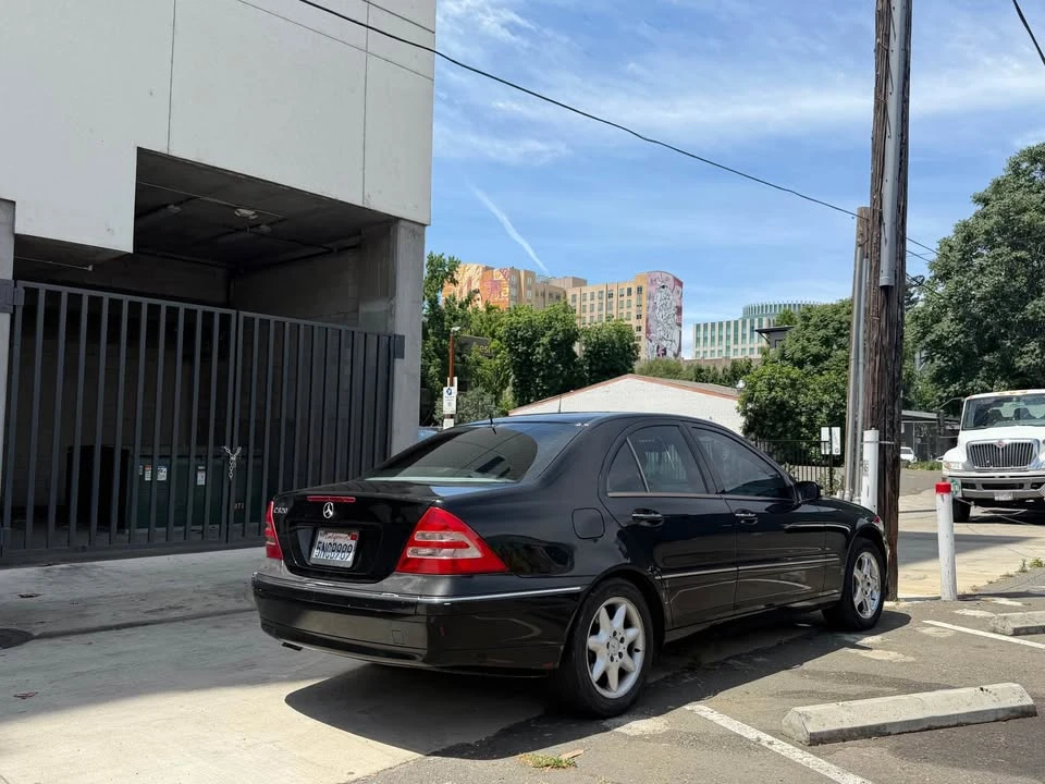 2001 Mercedes-Benz W203 C-Class - Image 3 of 4