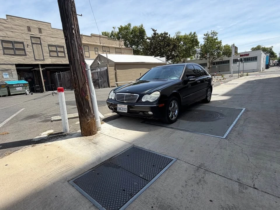 2001 Mercedes-Benz W203 C-Class - Image 2 of 4