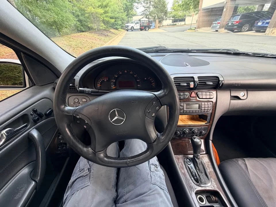 2001 Mercedes-Benz W203 C-Class - Image 12 of 15