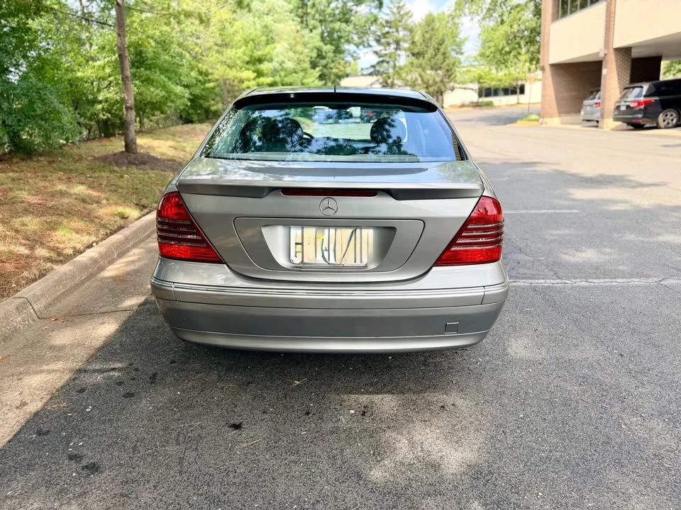 2001 Mercedes-Benz W203 C-Class - Image 8 of 15