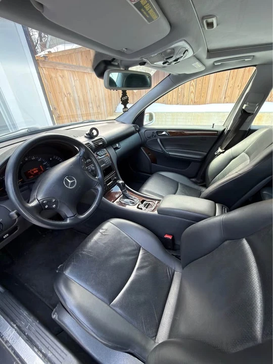 2001 Mercedes-Benz W203 C-Class - Image 3 of 12