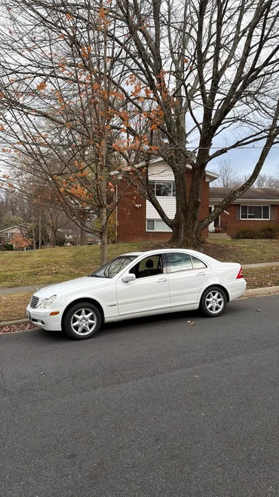2001 Mercedes-Benz W203 C-Class - Image 7 of 12