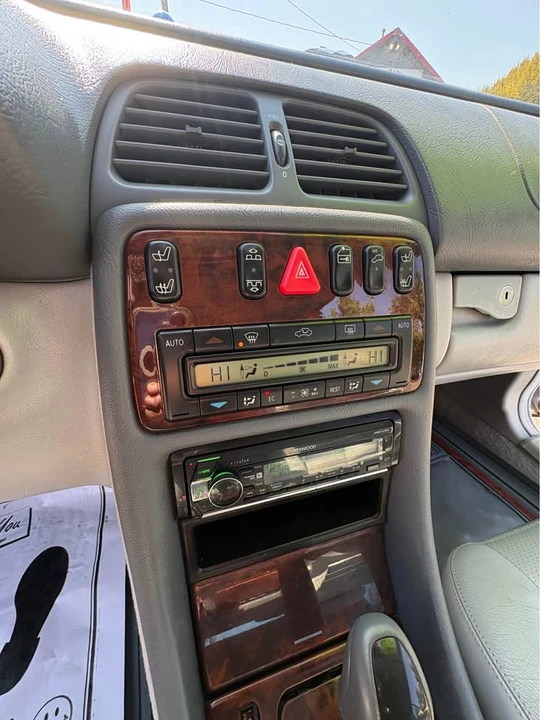 2001 Mercedes-Benz C-Class - Image 13 of 18