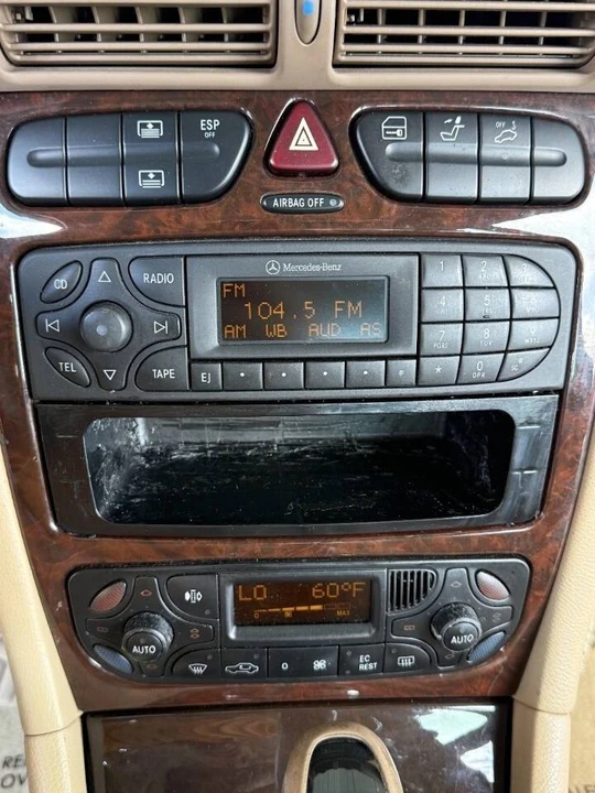 2001 Mercedes-Benz W203 C-Class - Image 13 of 20