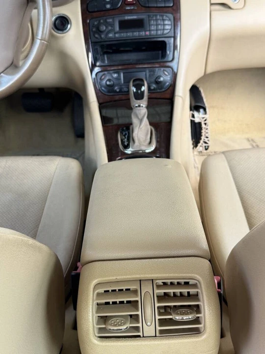 2001 Mercedes-Benz W203 C-Class - Image 12 of 20