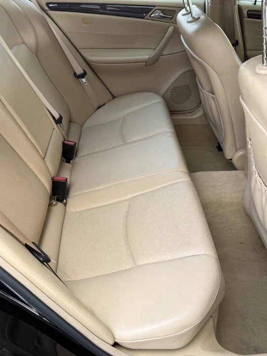 2001 Mercedes-Benz W203 C-Class - Image 10 of 20