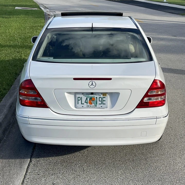 2001 Mercedes-Benz W203 C-Class - Image 10 of 12