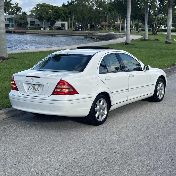 2001 Mercedes-Benz W203 C-Class - Image 12 of 12