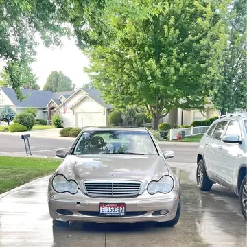 2001 Mercedes-Benz C-Class C240
