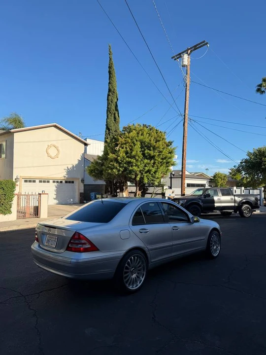 2001 Mercedes-Benz W203 C-Class - Image 4 of 8