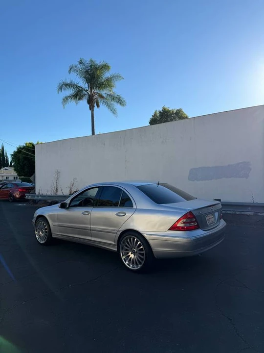 2001 Mercedes-Benz W203 C-Class - Image 3 of 8