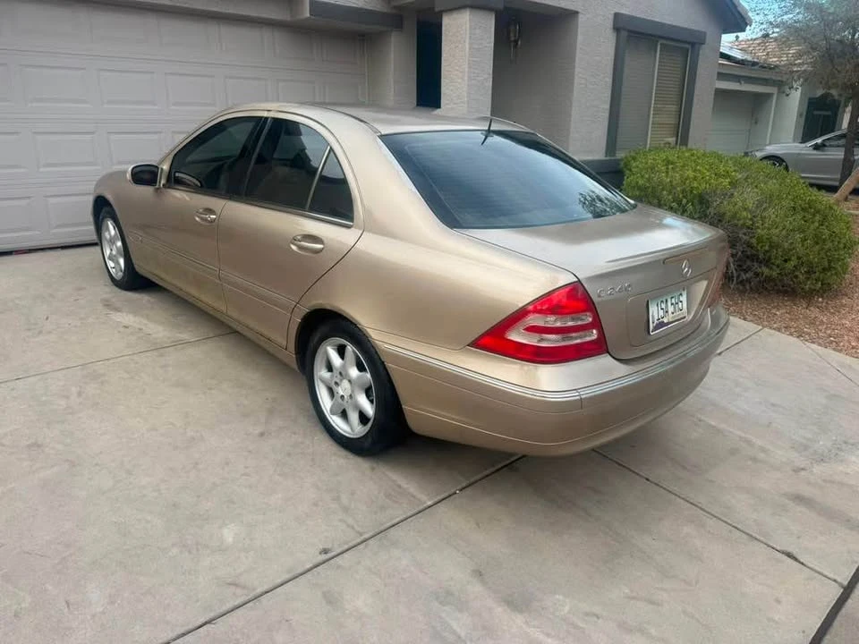 2001 Mercedes-Benz W203 C-Class - Image 2 of 6