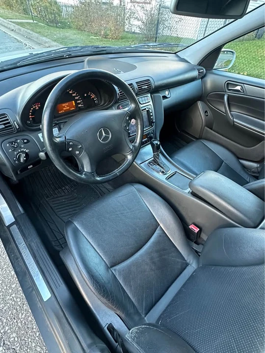 2001 Mercedes-Benz W203 C-Class - Image 12 of 20