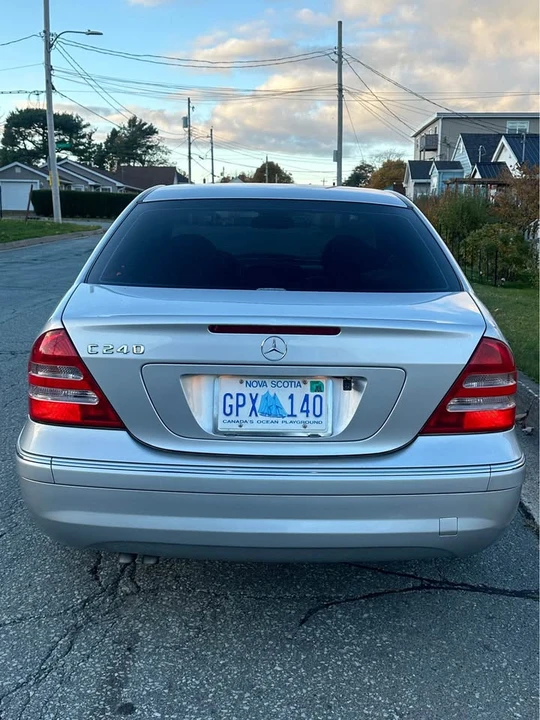 2001 Mercedes-Benz W203 C-Class - Image 13 of 20