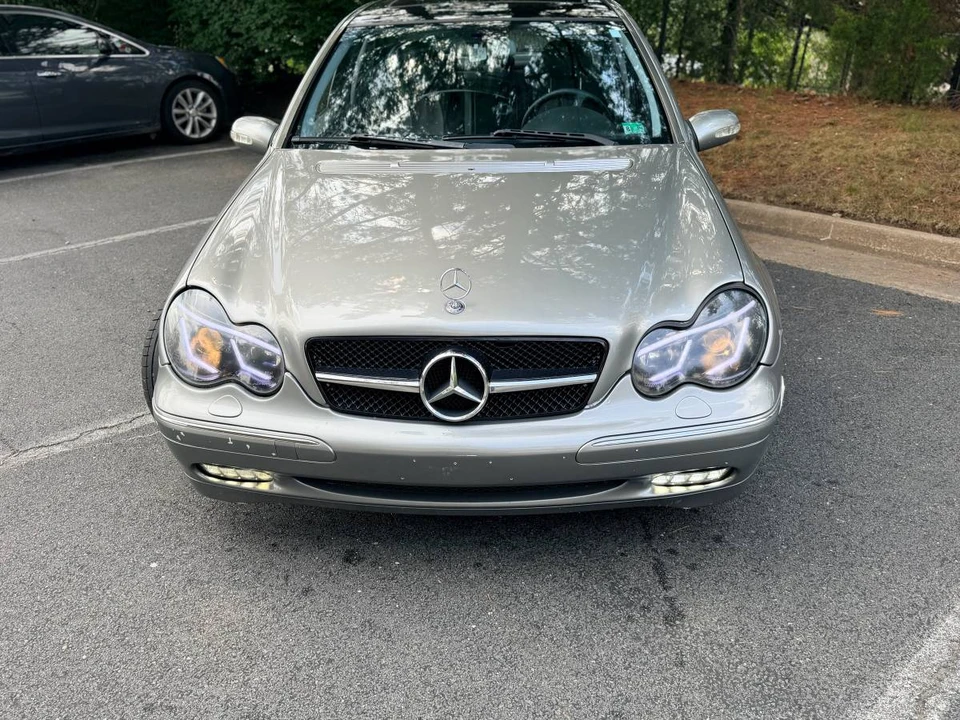 2001 Mercedes-Benz W203 C-Class - Image 3 of 15