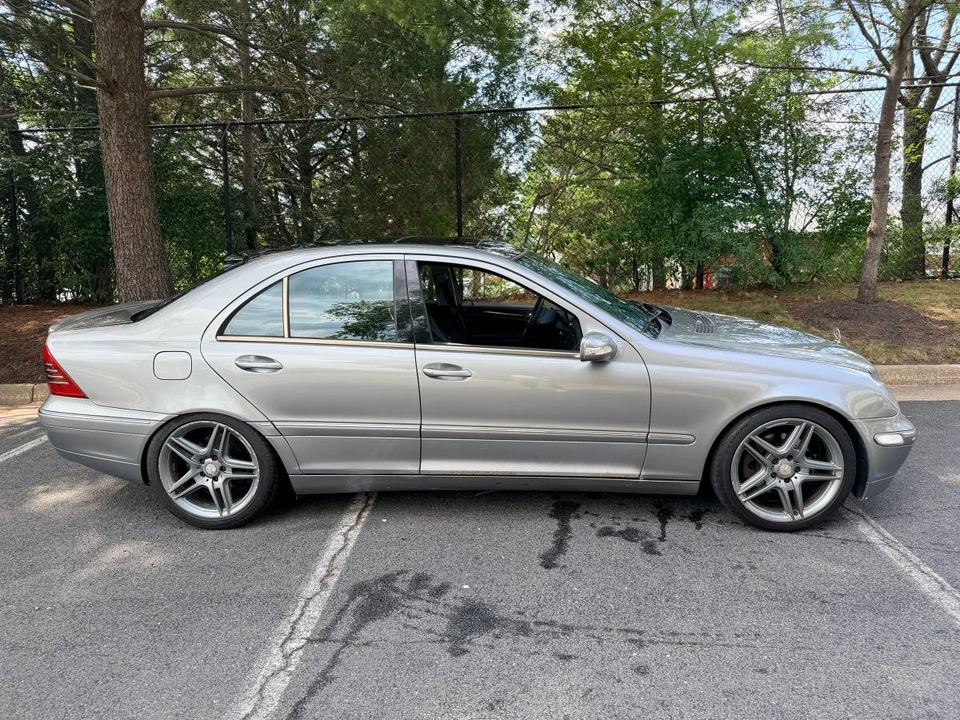 2001 Mercedes-Benz W203 C-Class - Image 4 of 15