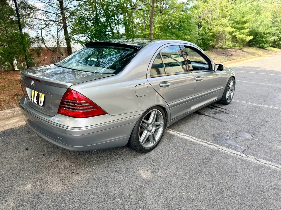 2001 Mercedes-Benz W203 C-Class - Image 8 of 15