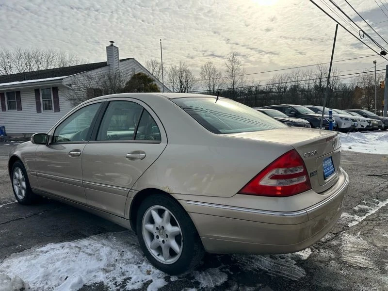 2001 Mercedes-Benz W203 C-Class - Image 4 of 12